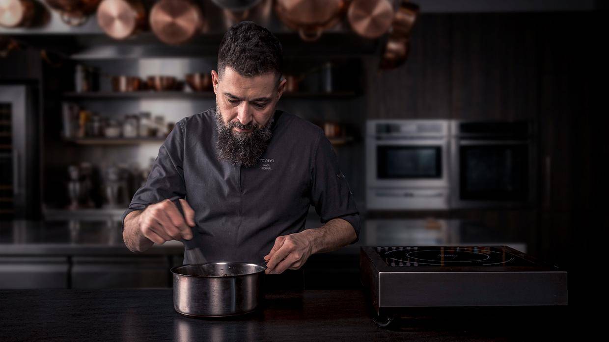 Why cocoa powders matter in Noir Intense