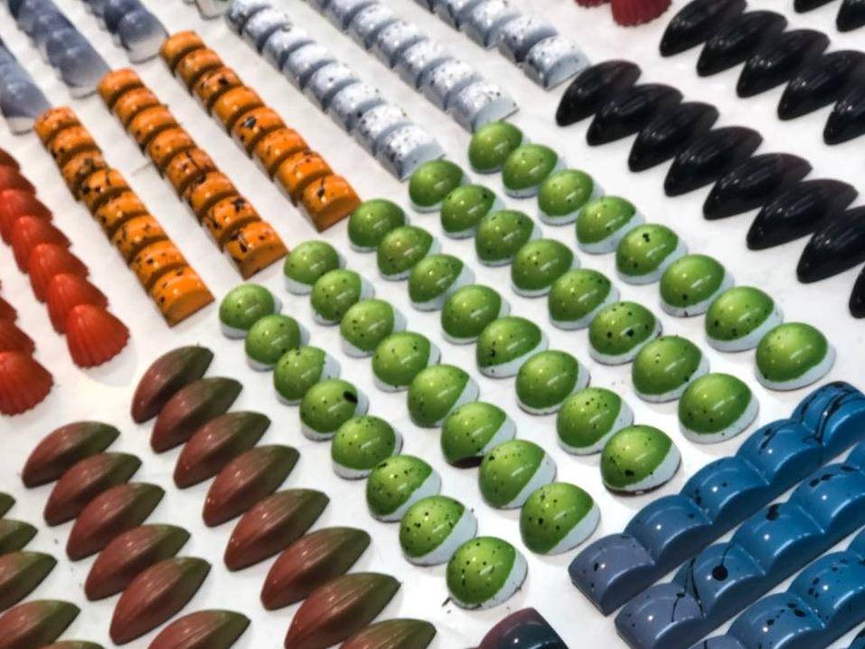 Шоколадная витрина