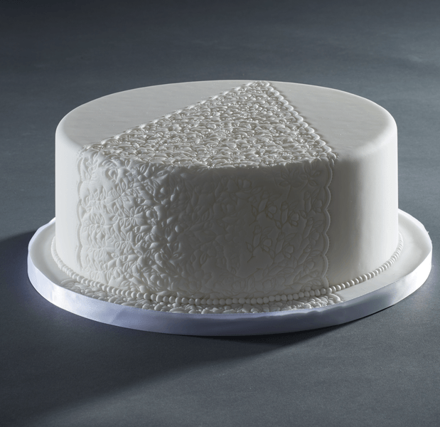 embossed cake