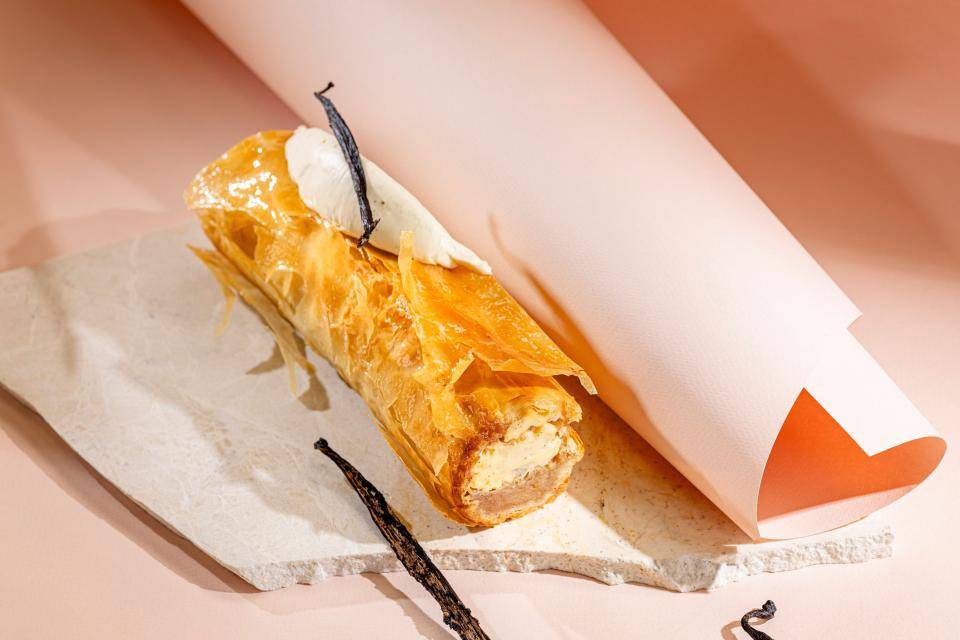 Klasyki cukiernictwa - Sacher Cake, Apple Strudel, Tort Szwarcwaldzki i więcej