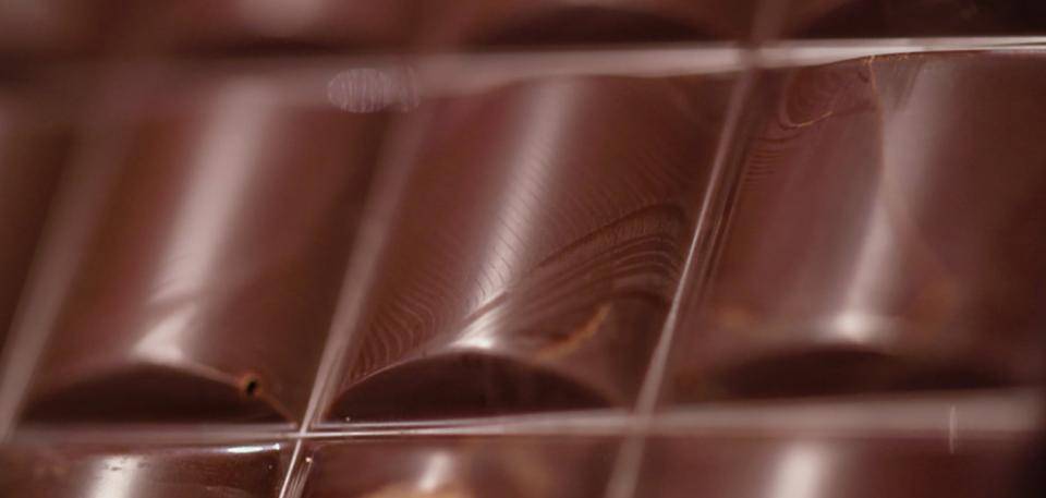 callebaut dull spots