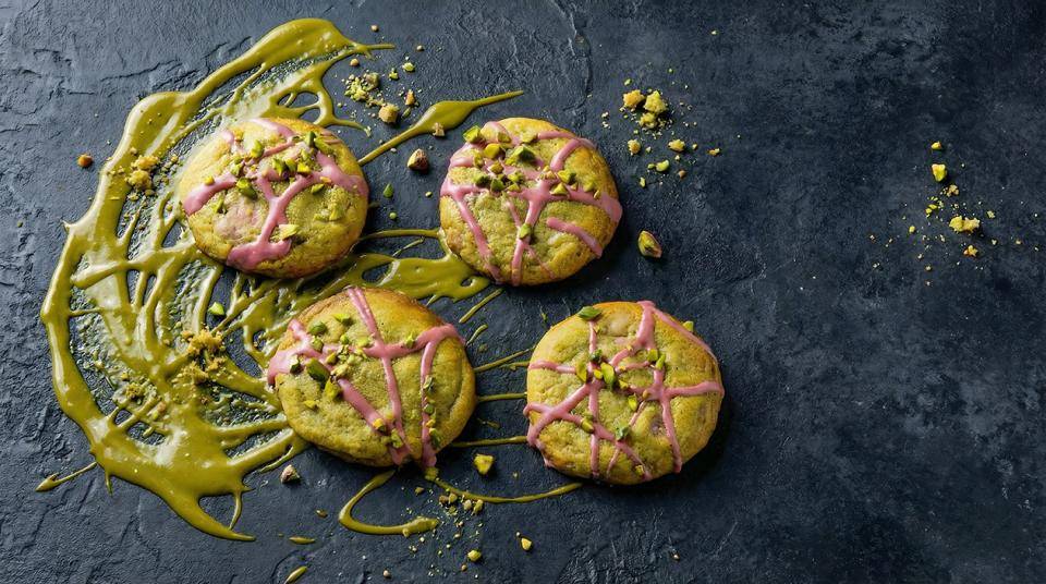 pistachio and ruby cookies