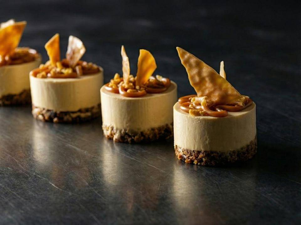 gold cheesecakes