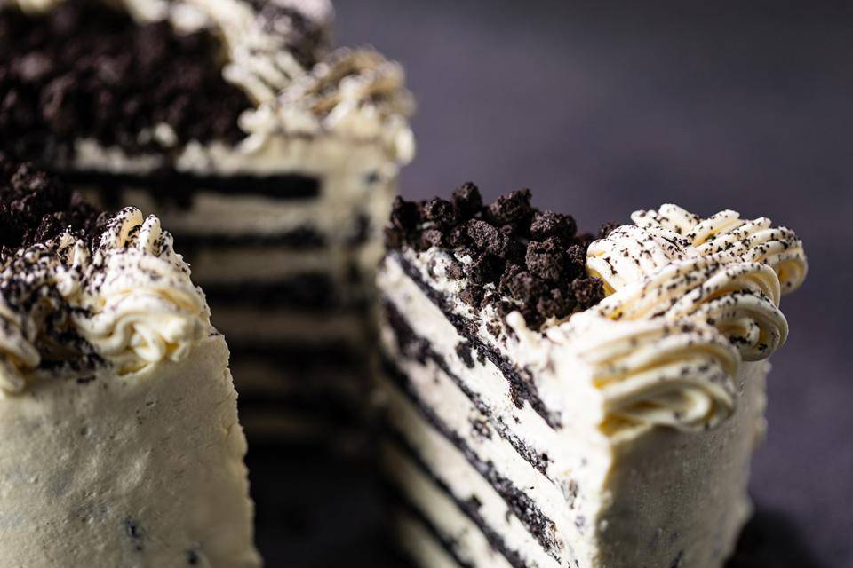 noir & blanc cake