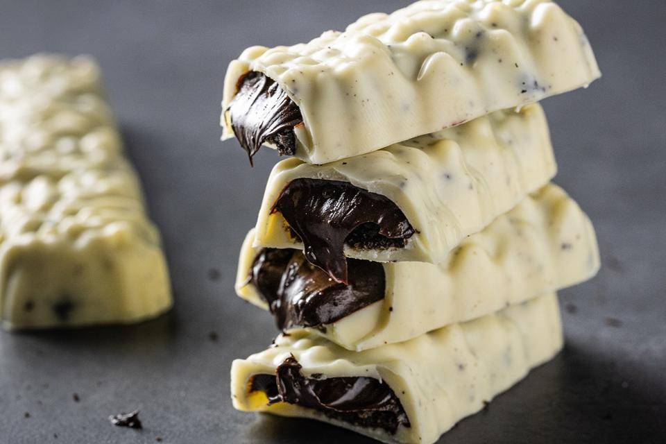 noir & blanc cookie sandwich