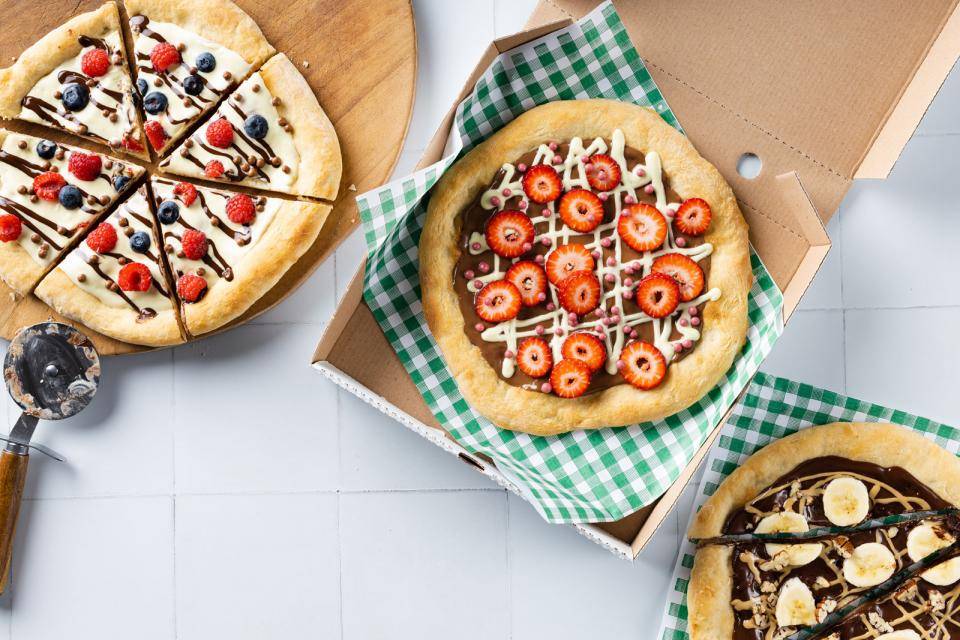 CHOCOLATE PIZZA