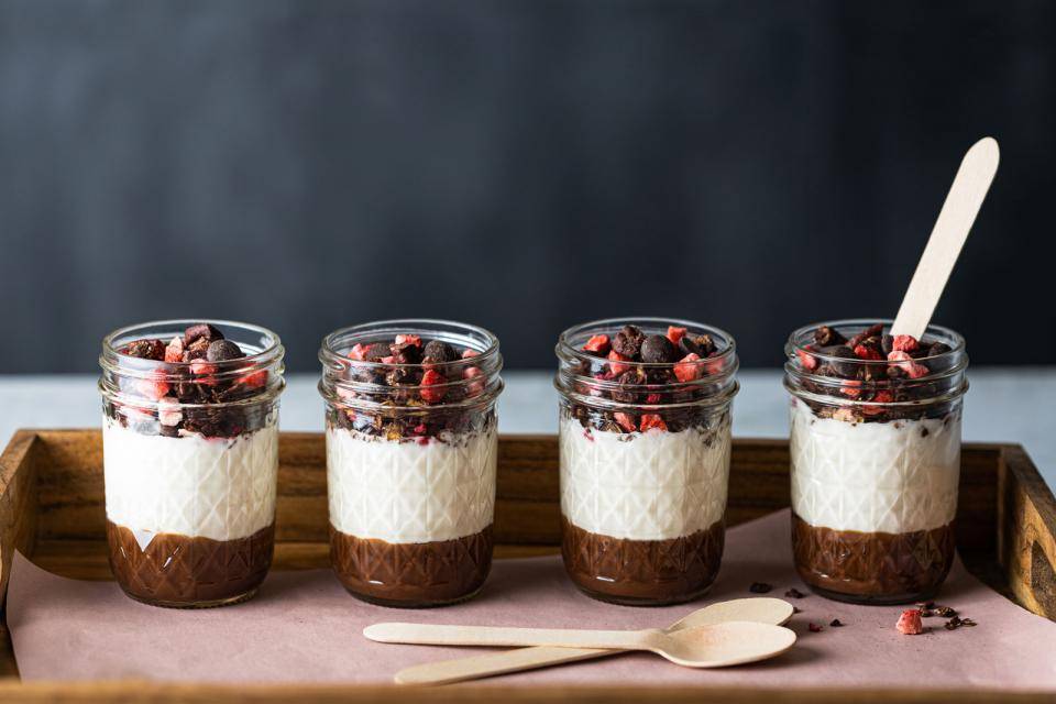 BREAKFAST CHOCOLATE GRANOLA POT