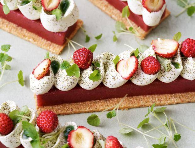 strawberry tarts long