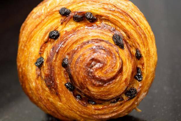 pain au raisin