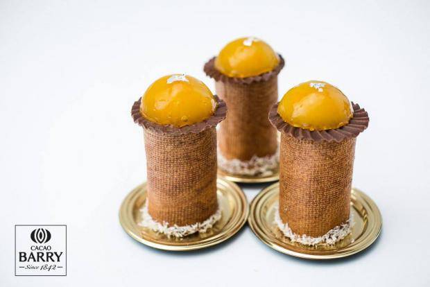 Pâte à choux en tube