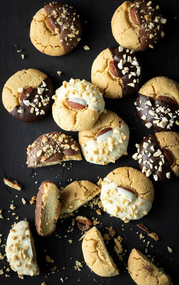 Chocolate dipped biscuits