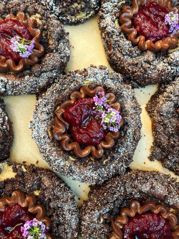 Wypieki drożdżowe i półfrancuskie - trendy i nowoczesne interpretacje