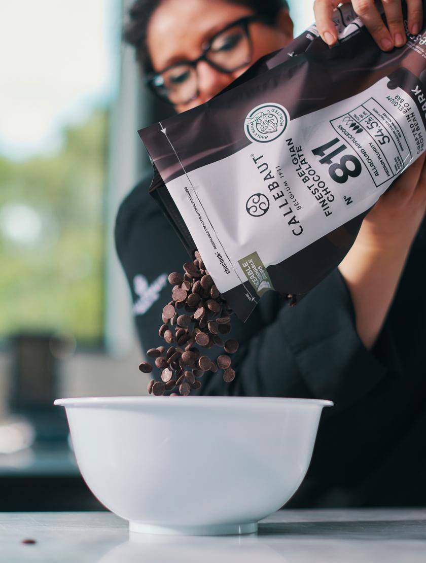 811 Dark chocolate callebaut