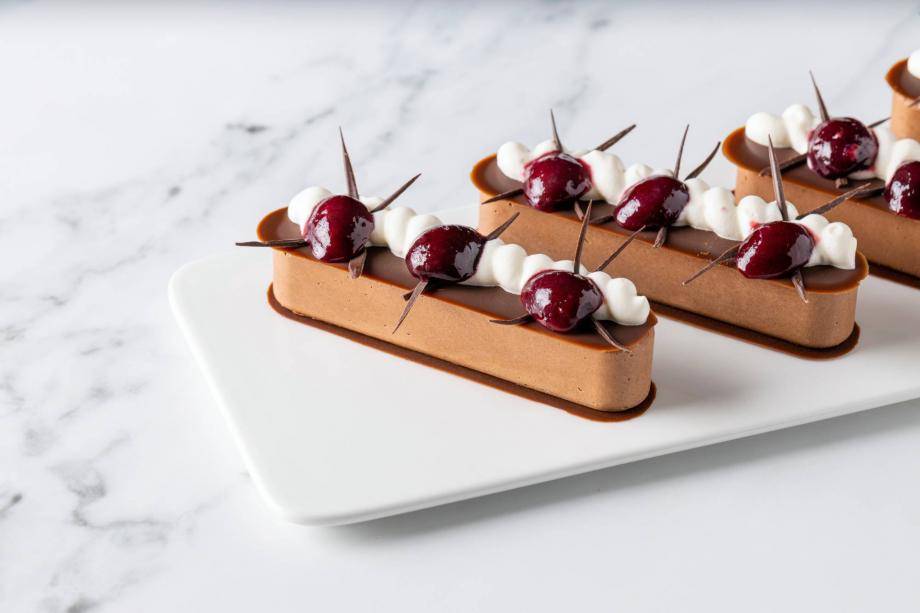 vegan cherry cheesecake