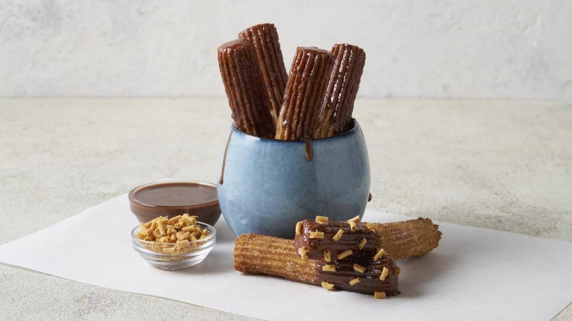 Churros with Chocolate Velvet Sauce