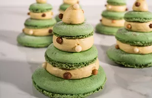 Macaroon Christmas tree