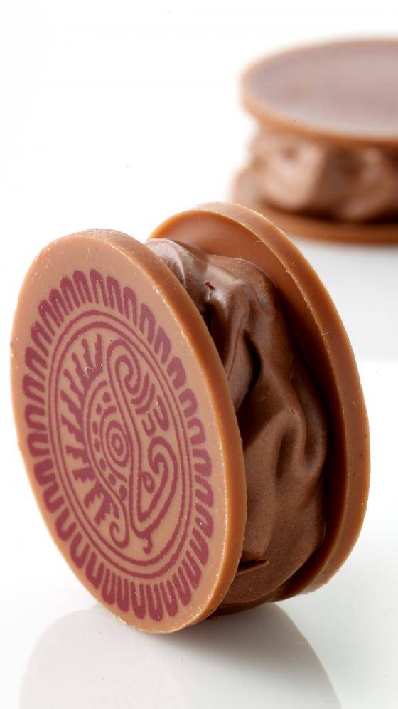 CHOCOLATE CARVING by Chris Morel